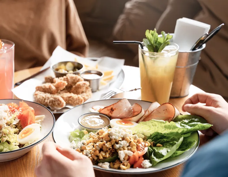 How to eat out while intermittent fasting