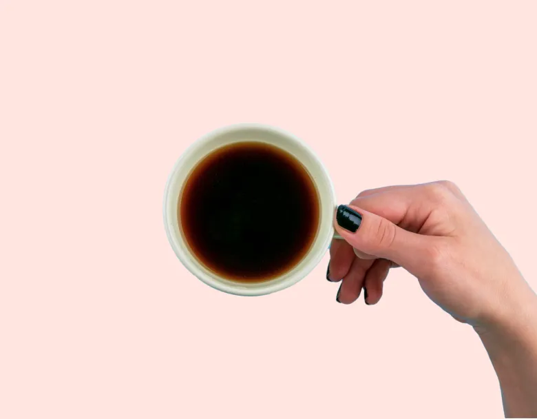 Fasten mit Kaffee am Arbeitsplatz: Hilfreich oder zu viel?